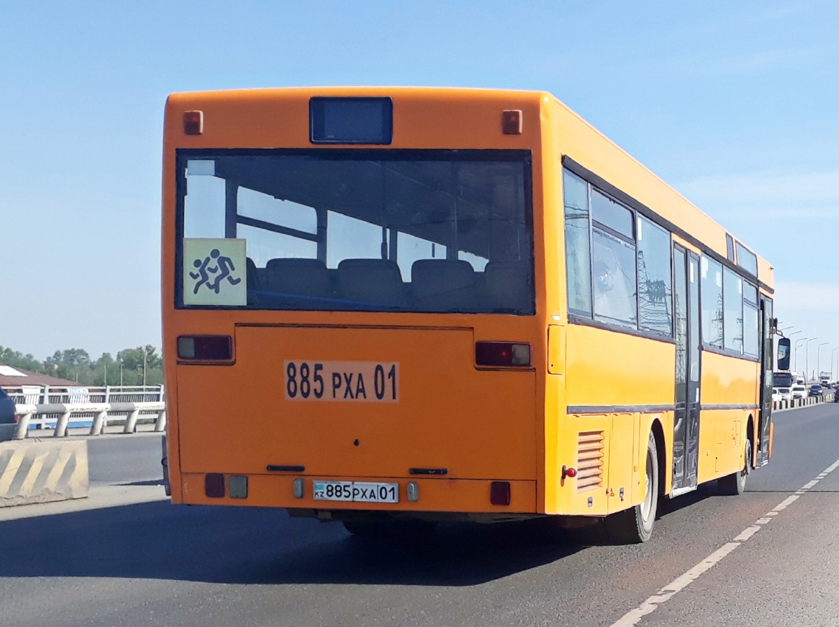 Астана, Mercedes-Benz O405 № 885 PXA 01