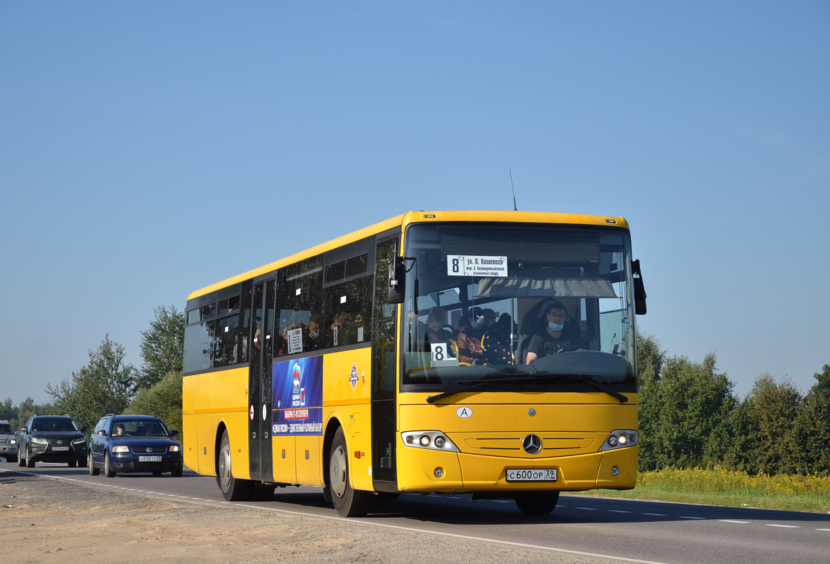 Калининградская область, Mercedes-Benz Intouro II E № С 600 ОР 39