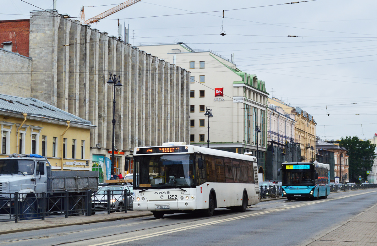 Санкт-Петербург, ЛиАЗ-5292.60 № 1252