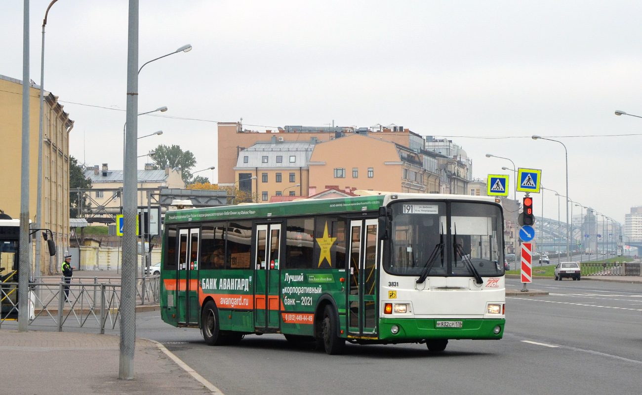 Санкт-Петербург, ЛиАЗ-5293.60 № 3831