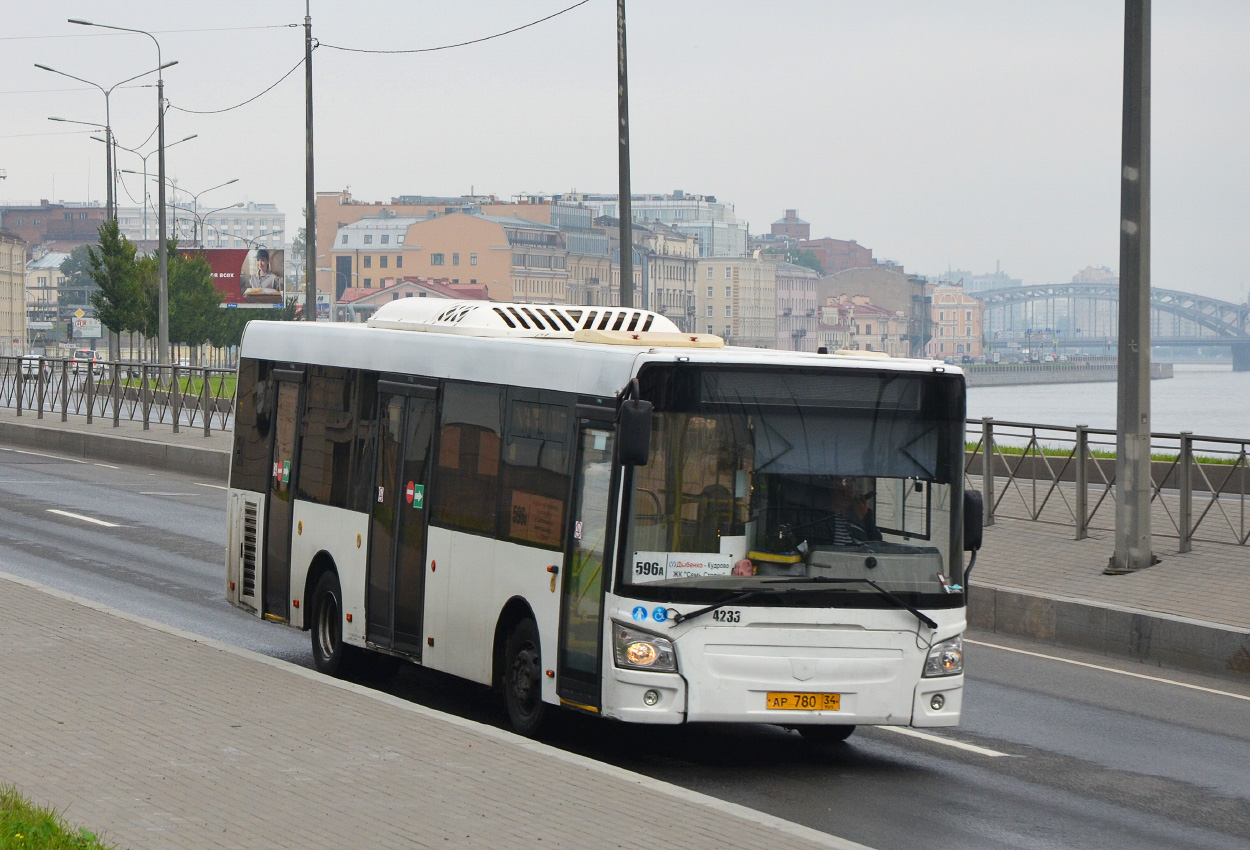 Санкт-Петербург, ЛиАЗ-4292.60 (1-2-1) № 4233