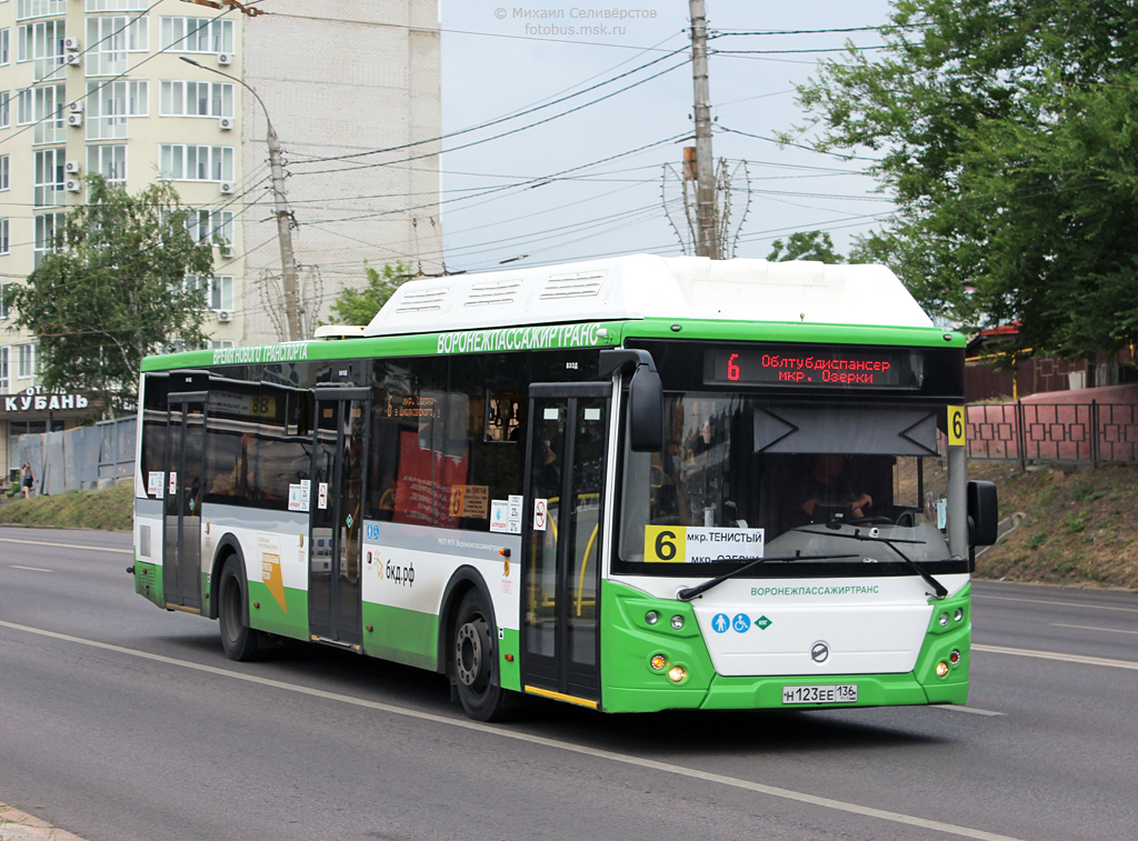 Воронежская область, ЛиАЗ-5292.67 (CNG) № Н 123 ЕЕ 136