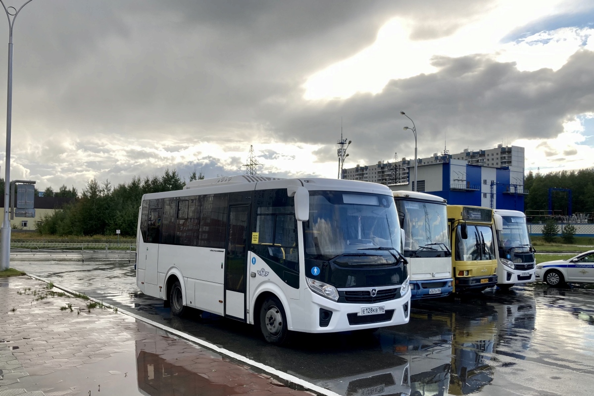 Khanty-Mansi AO, PAZ-320405-04 "Vector Next" (intercity) č. Е 128 КВ 186