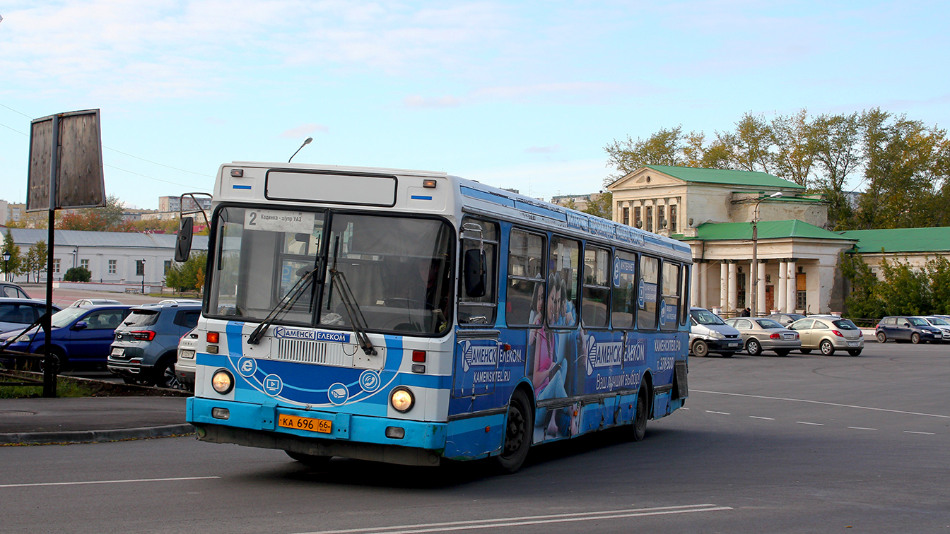 Свердловская область, ЛиАЗ-5256.40 № КА 696 66