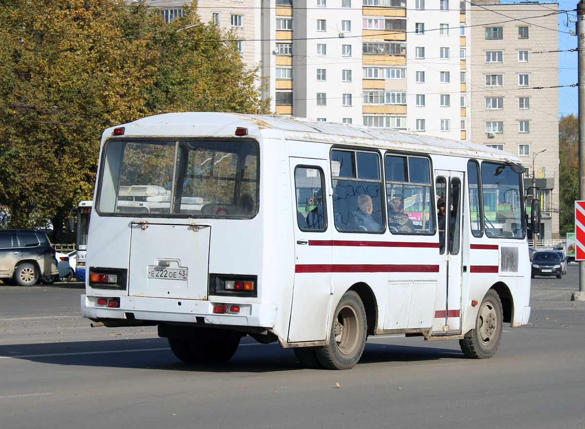 Кировская область, ПАЗ-3205-110 № Е 222 ОЕ 43