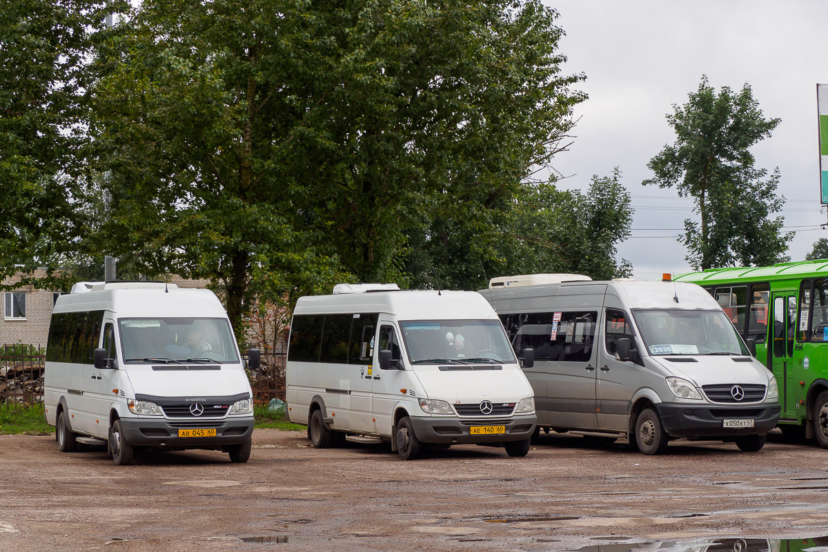 Псковская область, Луидор-223237 (MB Sprinter Classic) № АВ 045 60; Псковская область, Луидор-223203 (MB Sprinter Classic) № АЕ 140 60