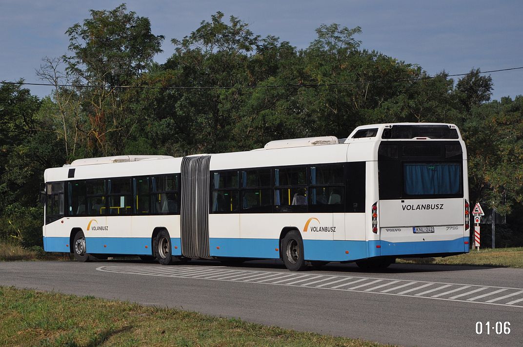 Венгрия, Volvo 7700A № KNL-242