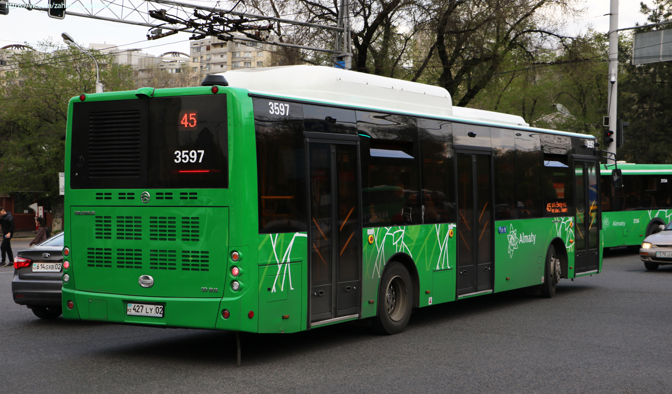 Almaty, Golden Dragon XML6125CN (Hyundai Trans Auto) # 3597