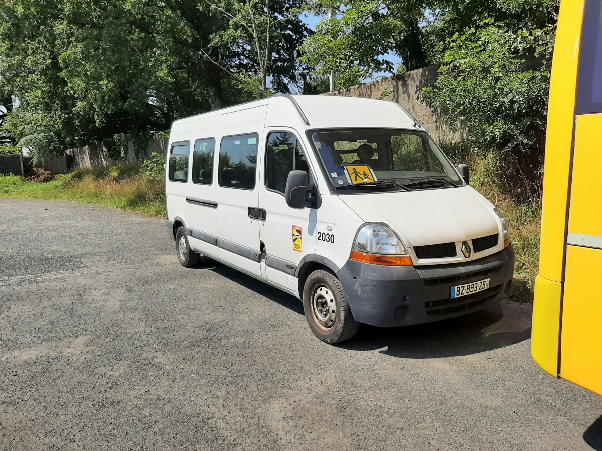 Франция, Renault Master II № 2030