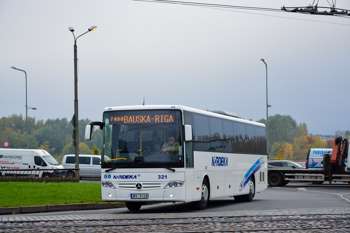 Λετονία, Mercedes-Benz Intouro II L # 321