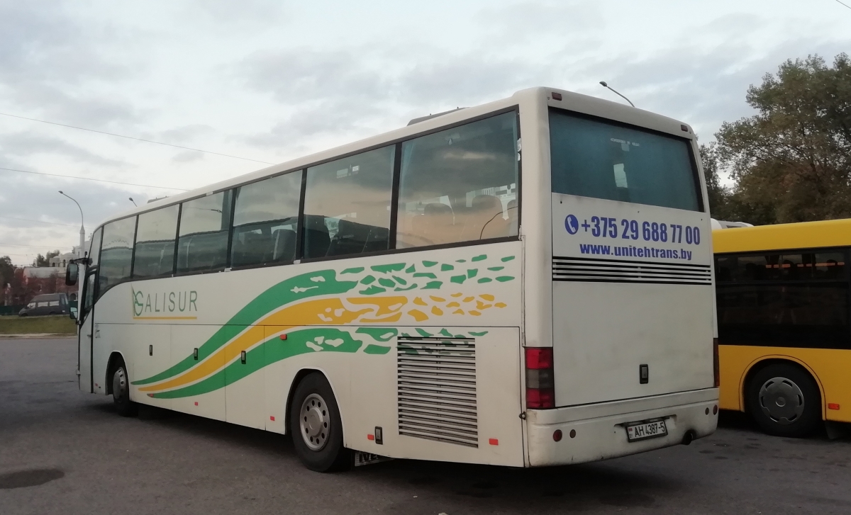 Минск, Andecar Viana № АН 4387-5