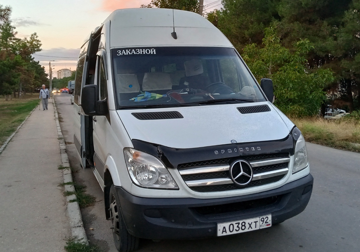 Севастополь, Mercedes-Benz Sprinter W906 518CDI № А 038 ХТ 92