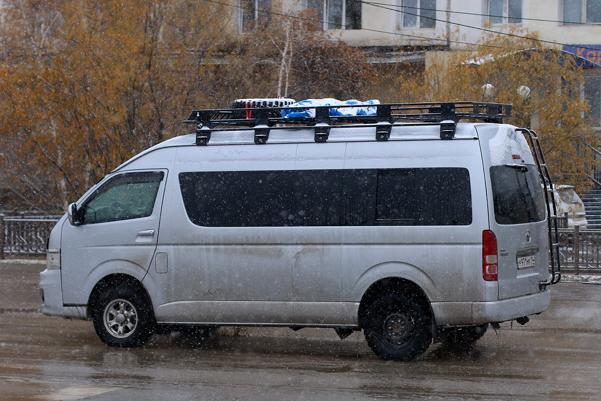 Саха (Якутия), Toyota HiAce TRH223L № Р 971 МР 14