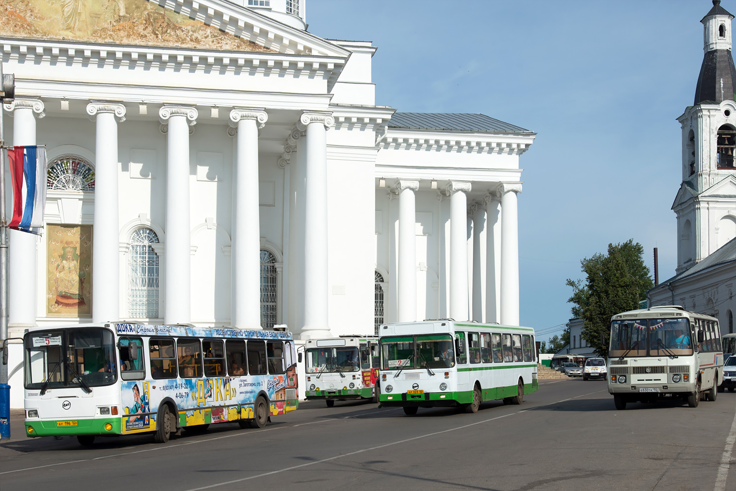 Nyizsnyij Novgorod-i terület, LiAZ-5256.36 sz.: АУ 196 52; Nyizsnyij Novgorod-i terület, LiAZ-5256.00 sz.: АР 323 52; Nyizsnyij Novgorod-i terület, PAZ-4234-05 sz.: Е 830 ТК 152