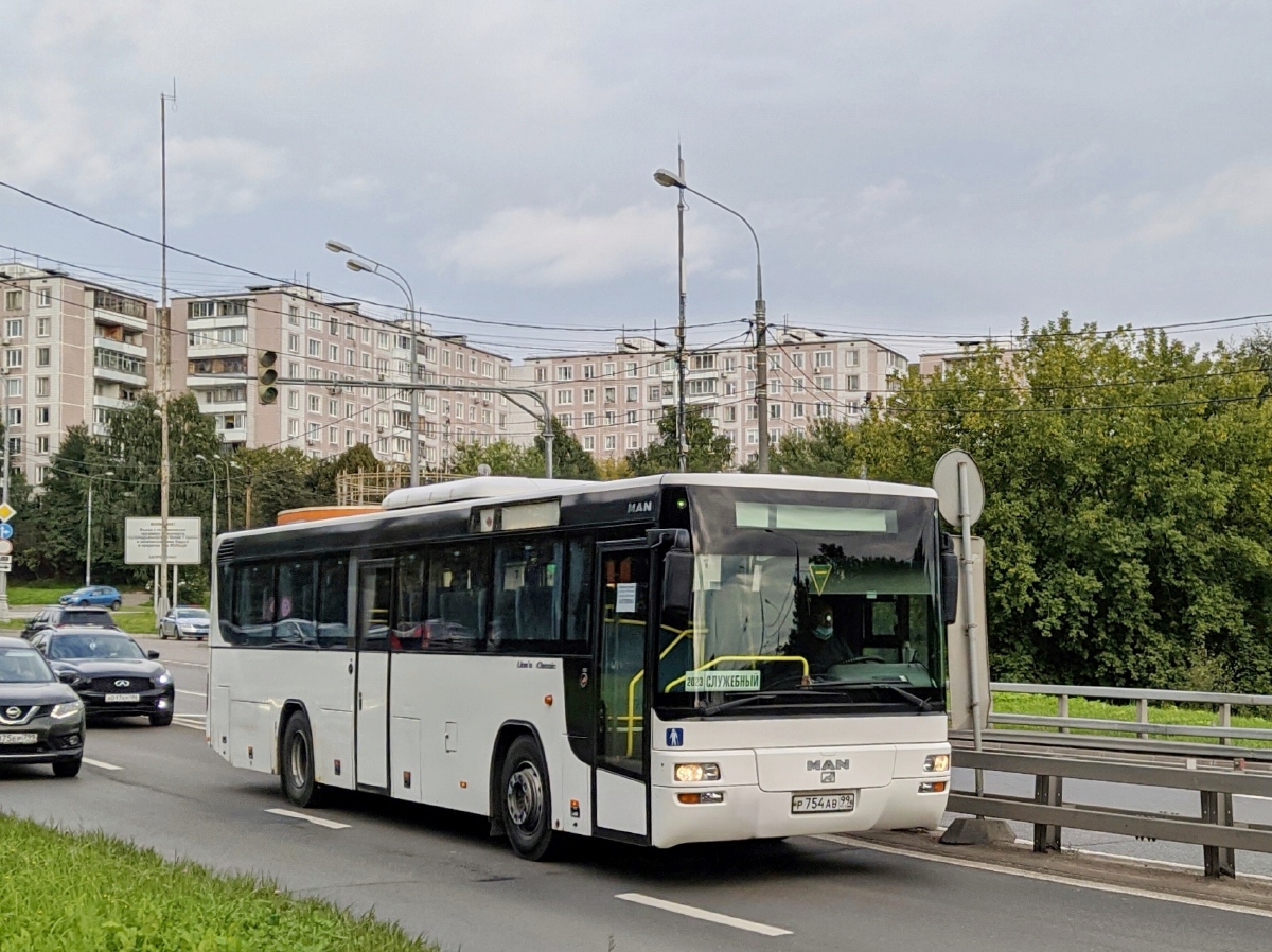 Москва, MAN A72 Lion's Classic SÜ283 № Р 754 АВ 99