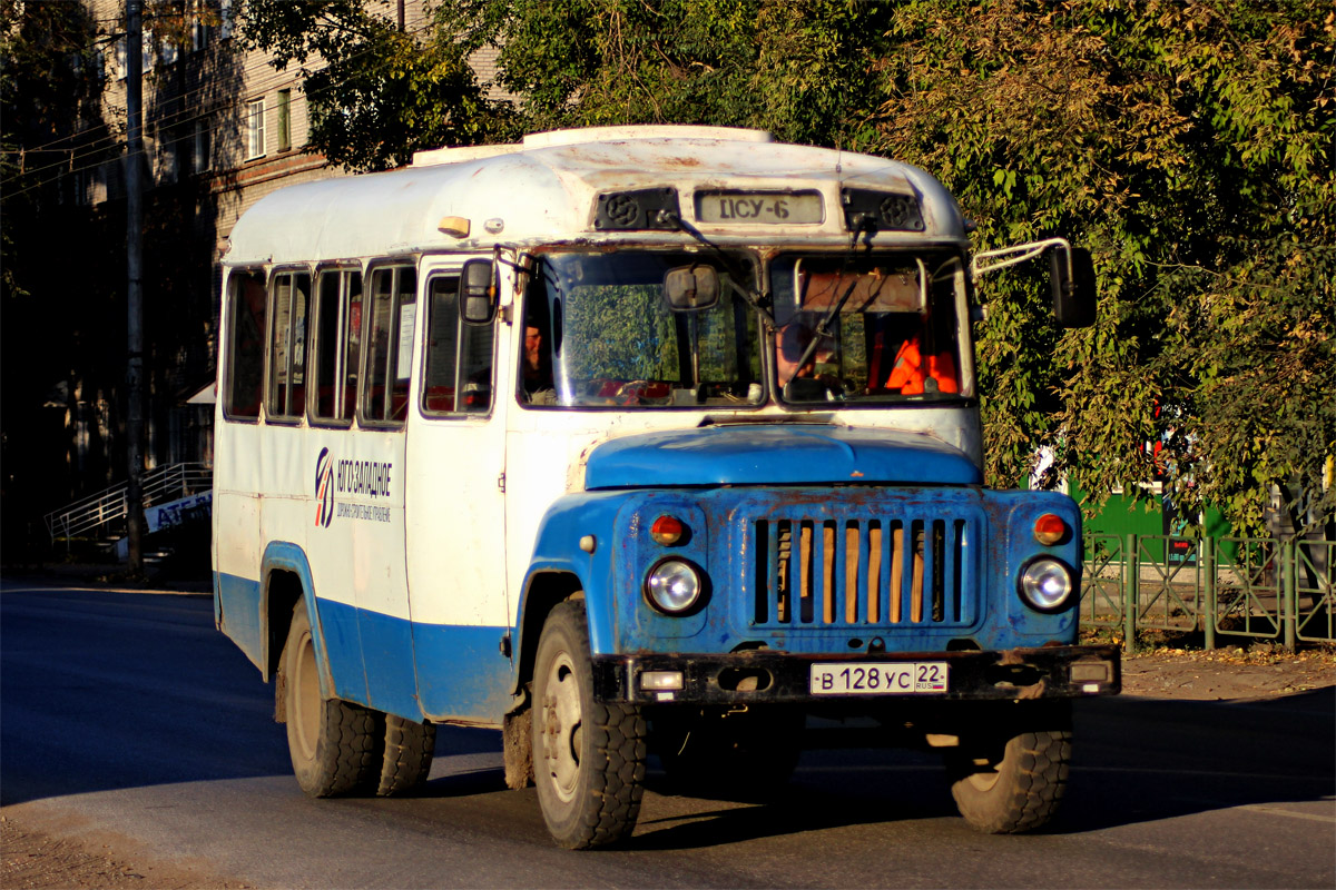 Алтайский край, КАвЗ-3270 № В 128 УС 22