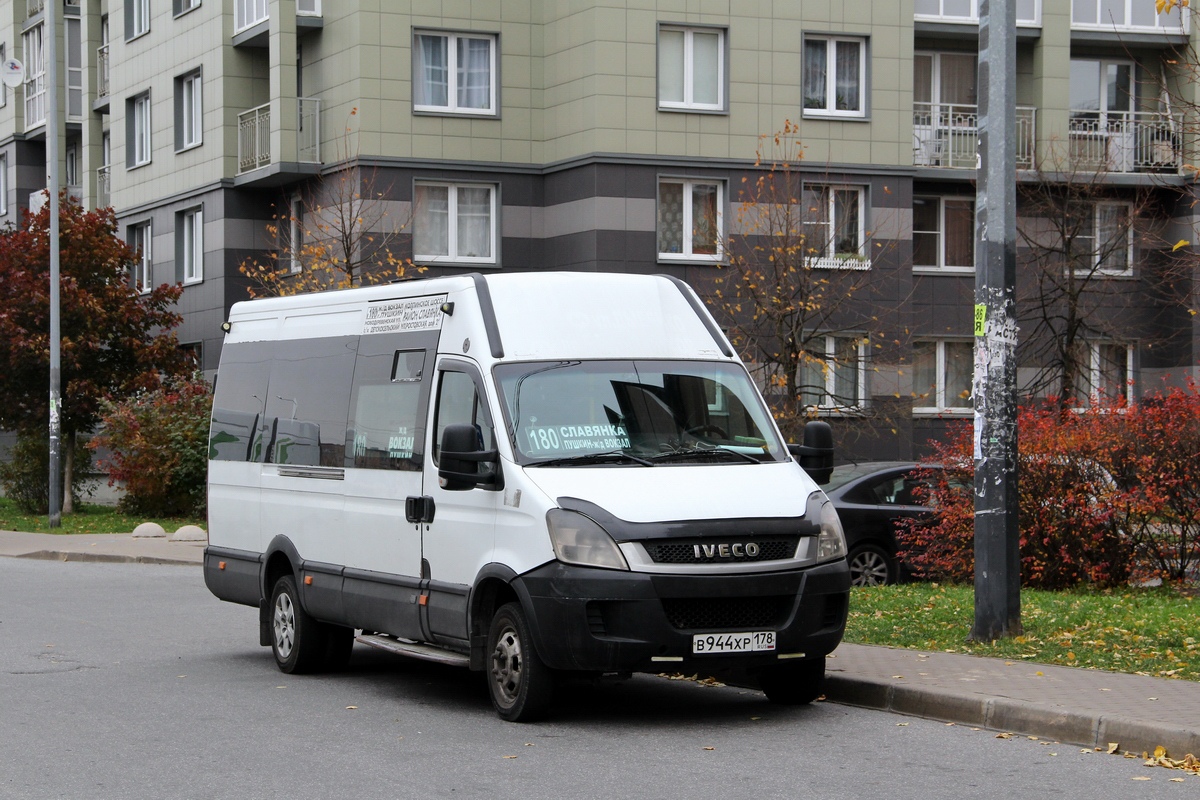 Санкт-Петербург, Нижегородец-2227UT (IVECO Daily) № В 944 ХР 178