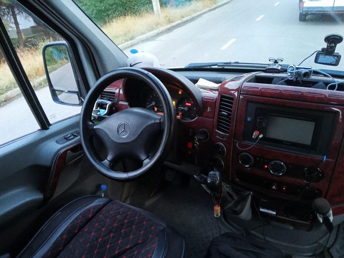 Севастополь, Mercedes-Benz Sprinter W906 518CDI № А 038 ХТ 92