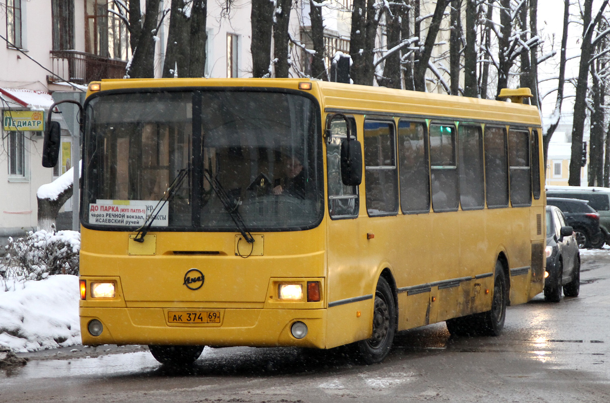 Тверская область, ЛиАЗ-5256.35 № АК 374 69