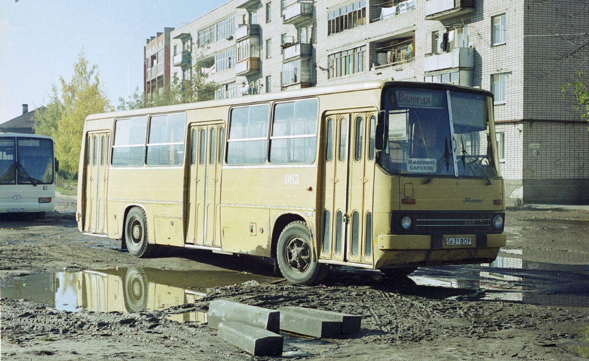 Vologda region, Ikarus 260.50 č. 063