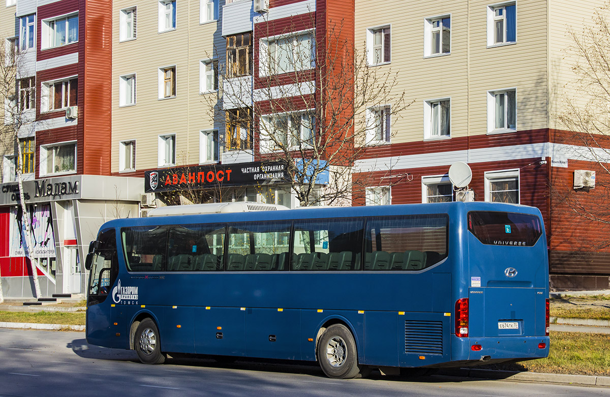 Томская область, Hyundai Universe Xpress Noble № Е 674 ТК 70