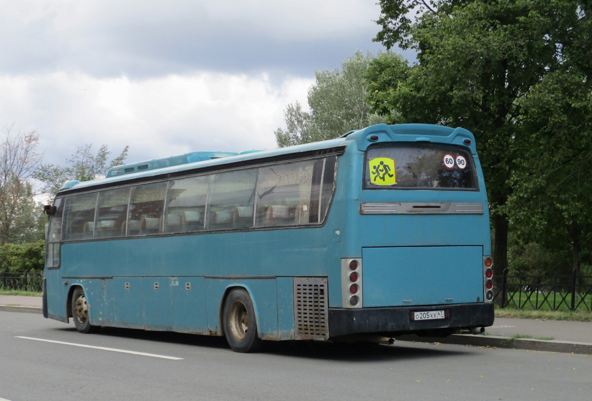 Санкт-Петербург, Daewoo BH120F Royal Cruiser № О 205 ХХ 47