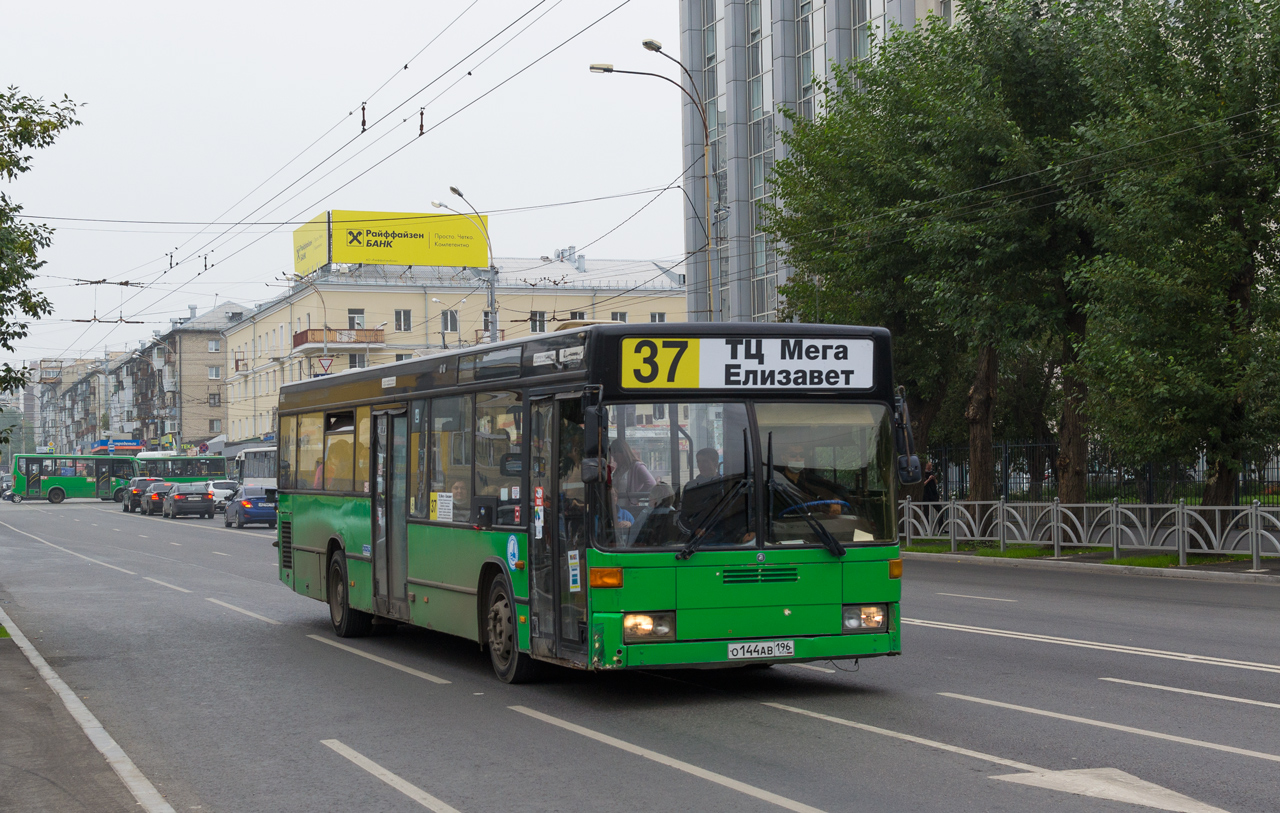 Свердловская область, Mercedes-Benz O405N2 № О 144 АВ 196