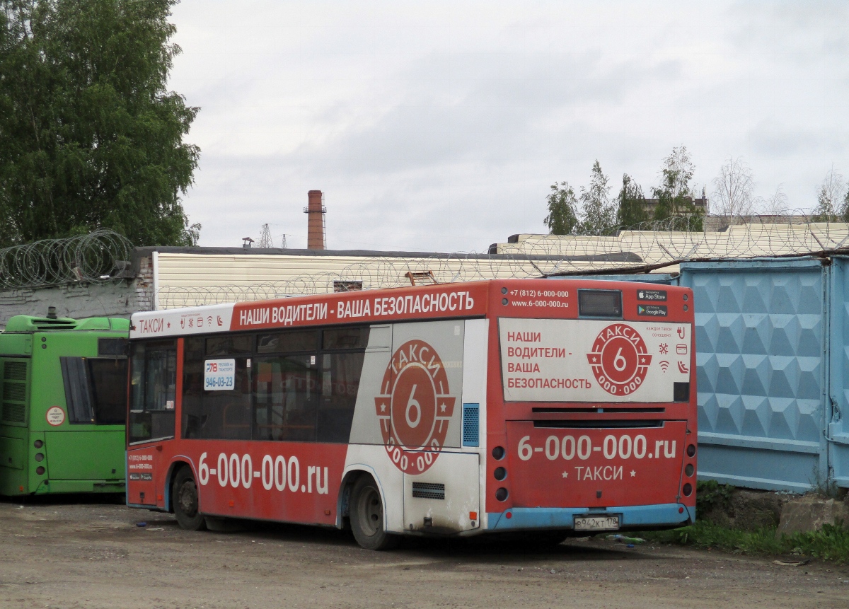 Санкт-Петербург, МАЗ-206.067 № В 942 КТ 178