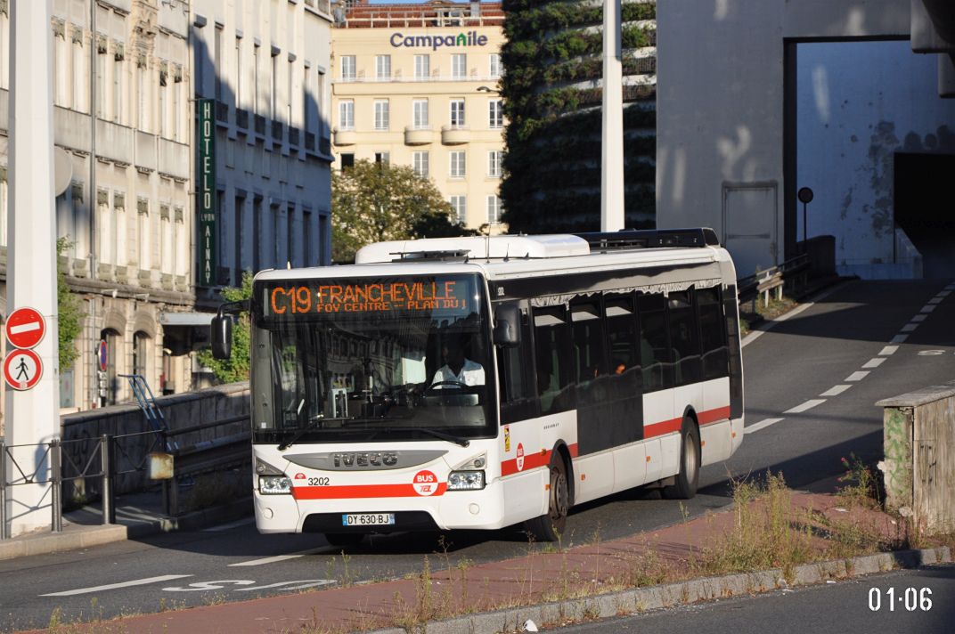 France, IVECO Urbanway 12M № 3202 / 159420