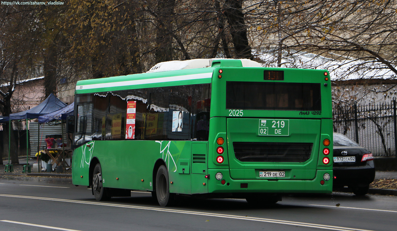 Алматы, ЛиАЗ-4292.60 (1-2-1) № 2025