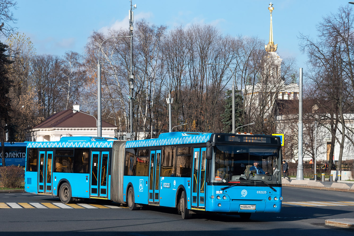 Москва, ЛиАЗ-6213.22 № 032123