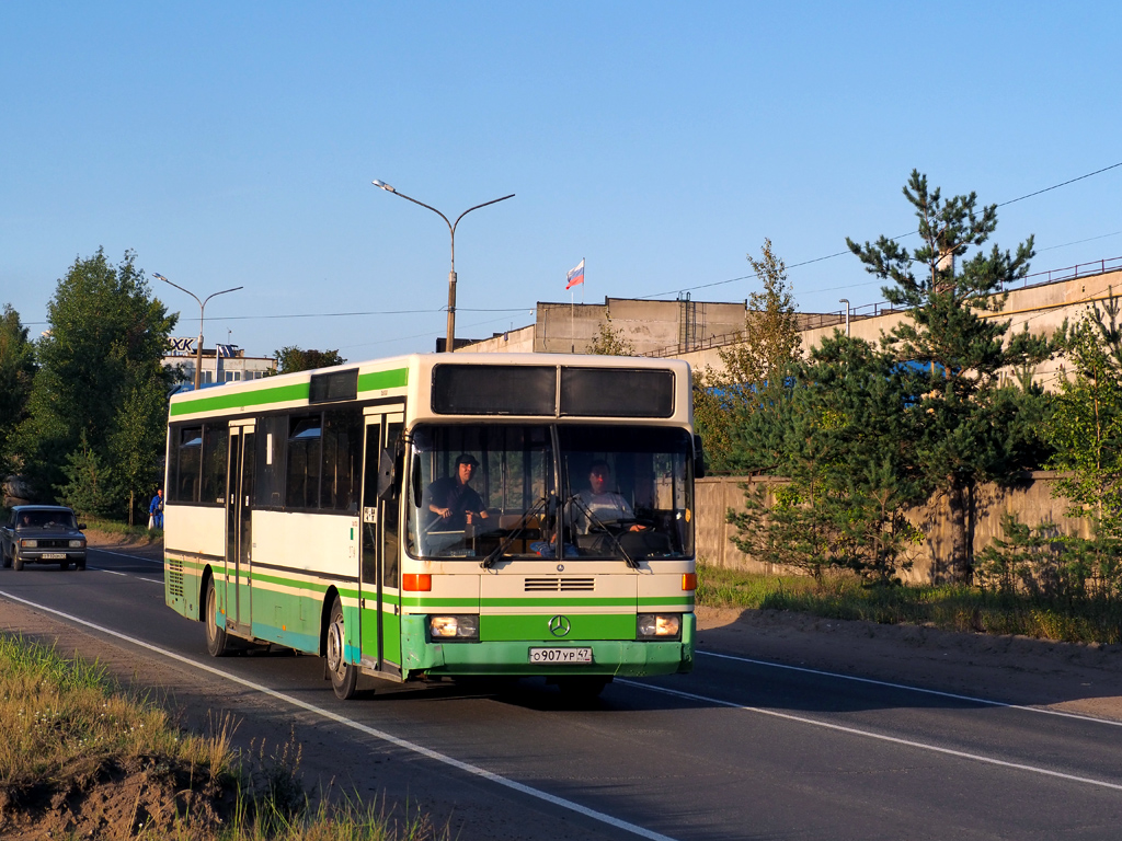 Leningrad region, Mercedes-Benz O405 # О 907 УР 47