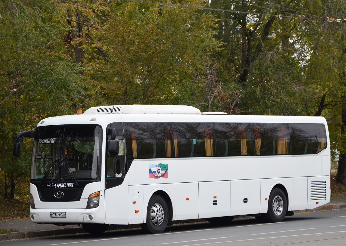 Татарстан, Hyundai Universe Space Luxury № Р 197 РР 116