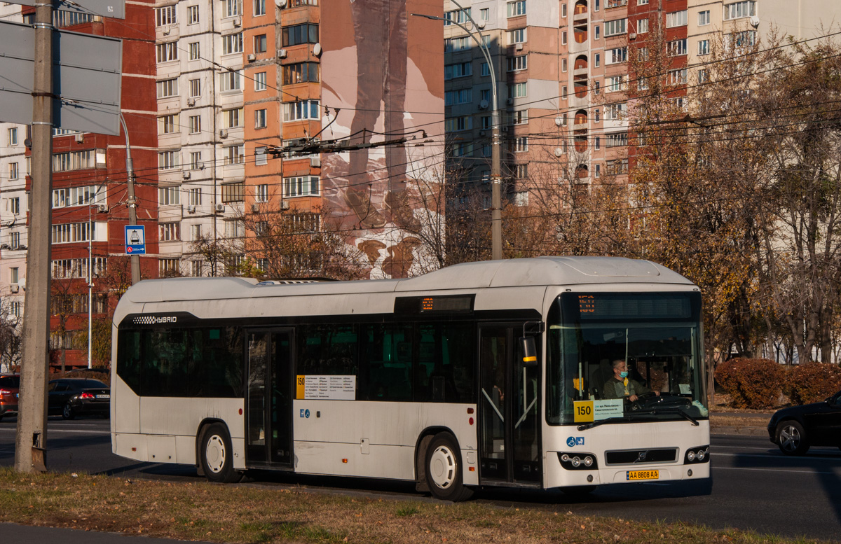 Киев, Volvo 7700 Hybrid № AA 8808 AA