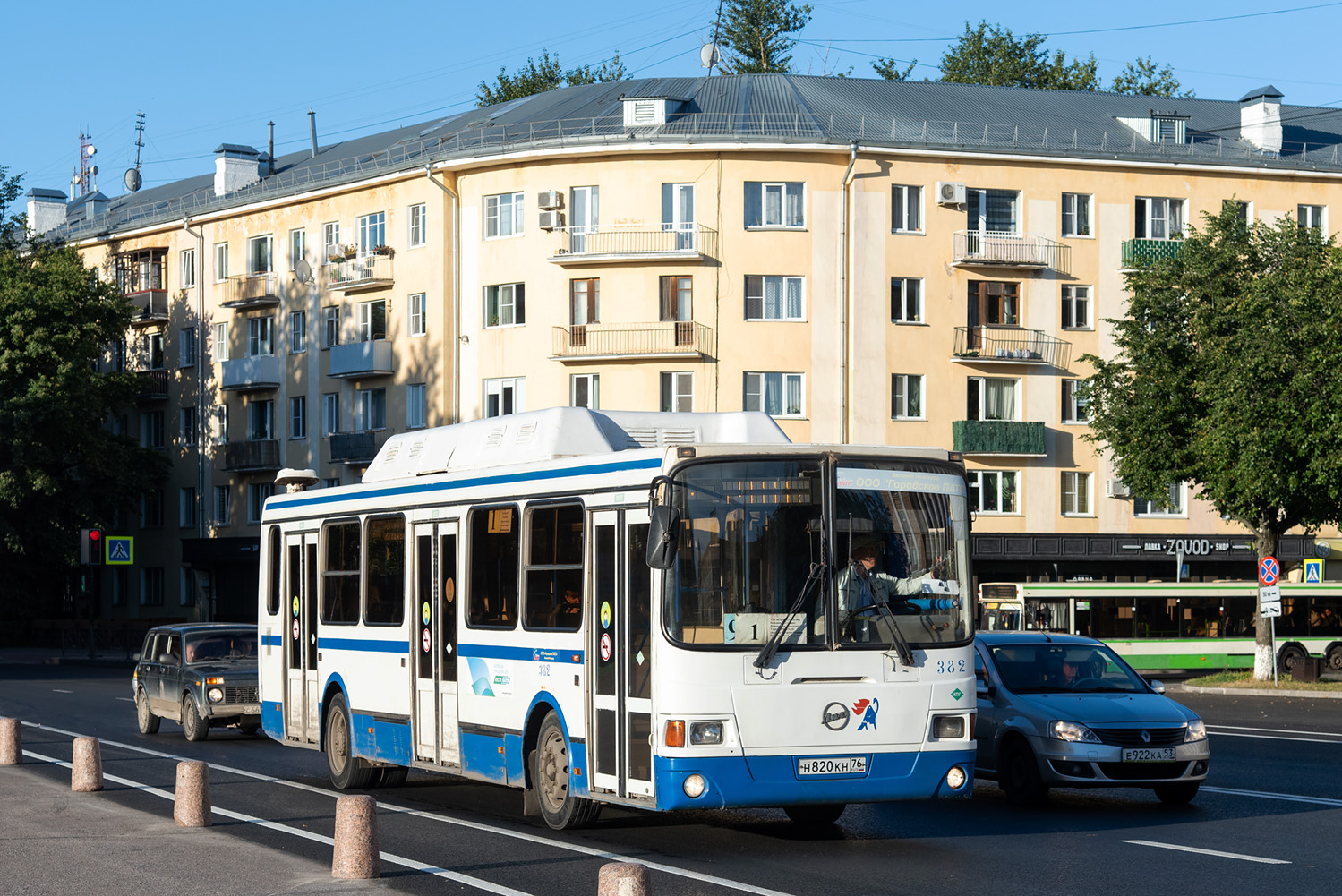 Novgorod region, LiAZ-5256.57 Nr. 382