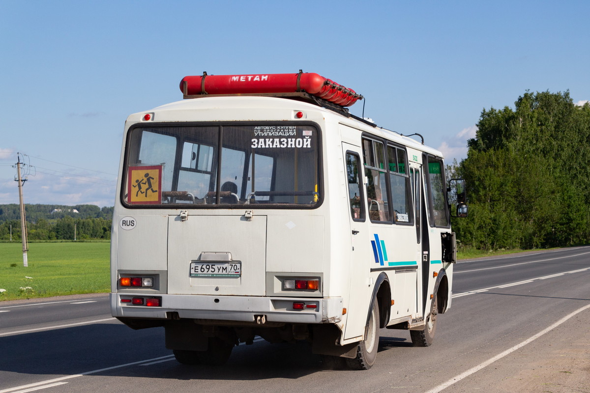 Томская область, ПАЗ-32053 № Е 695 УМ 70