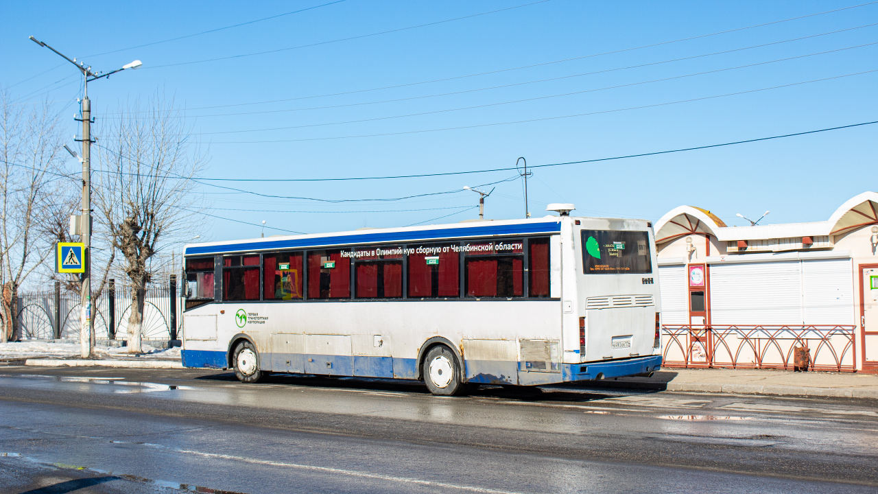 Челябинская область, ЛиАЗ-5256.33-01 (ГолАЗ) № 523