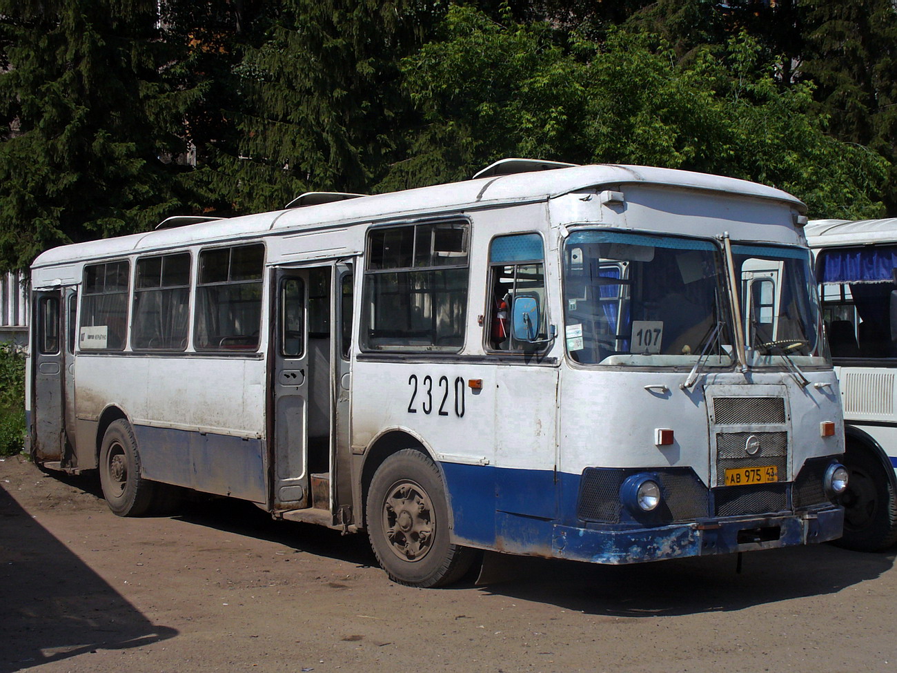 Kirov region, LiAZ-677M № х320