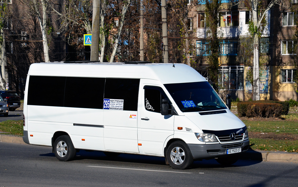 Дніпропетровська область, Mercedes-Benz Sprinter W903 311CDI № 64321