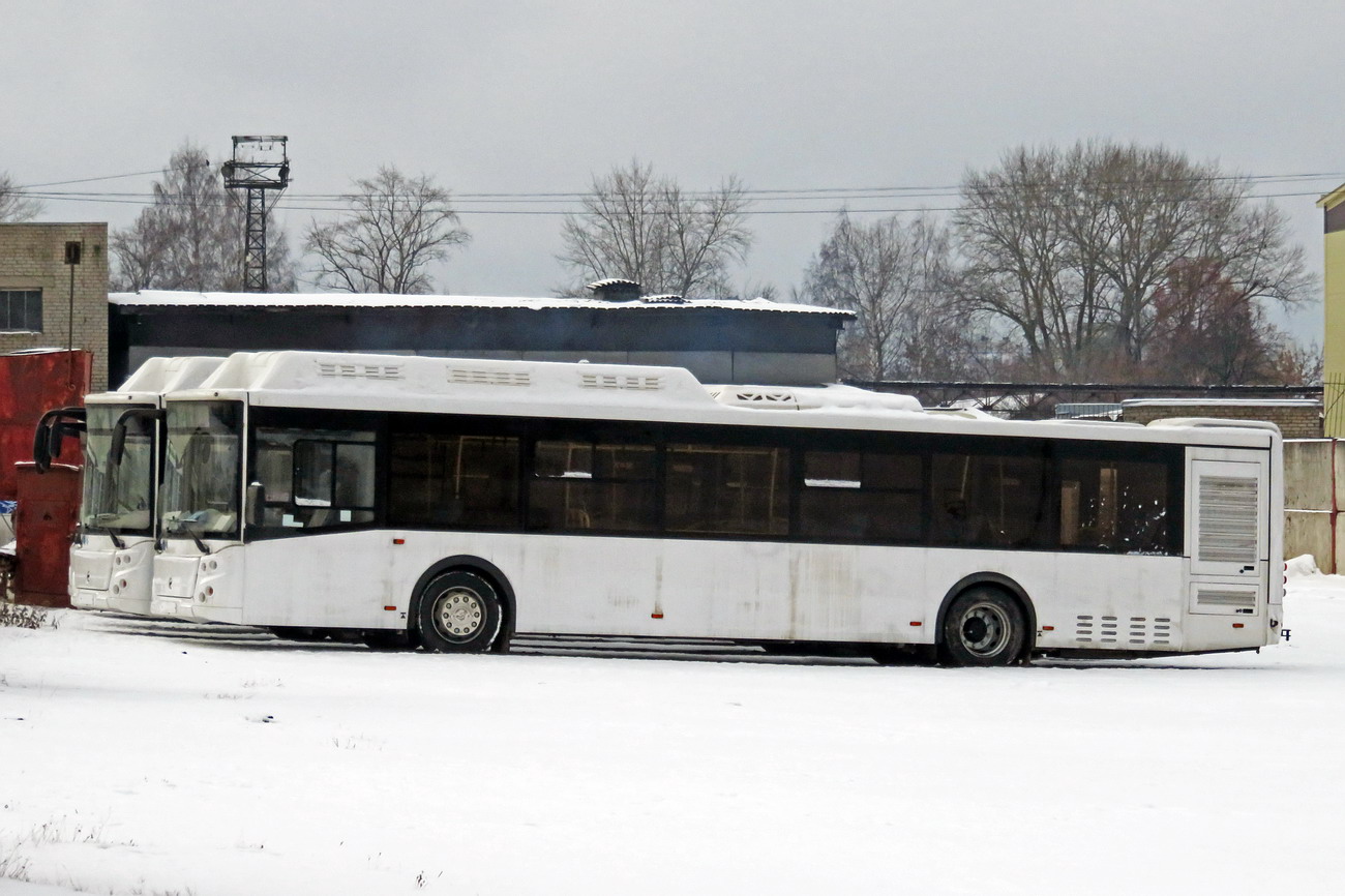 Кировская область, ЛиАЗ-5292.67 (CNG) № х739; Кировская область — Автобусы без номеров