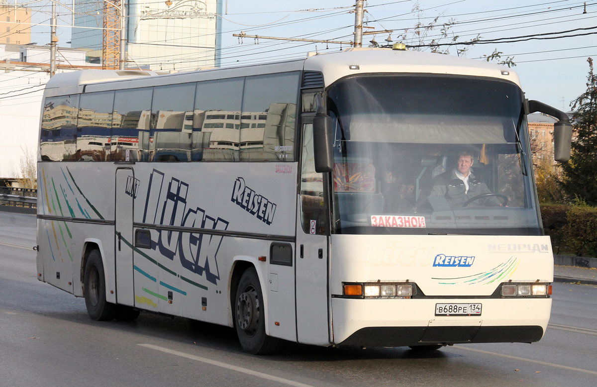 Волгоградская область, Neoplan N316SHD Transliner № В 688 РЕ 134