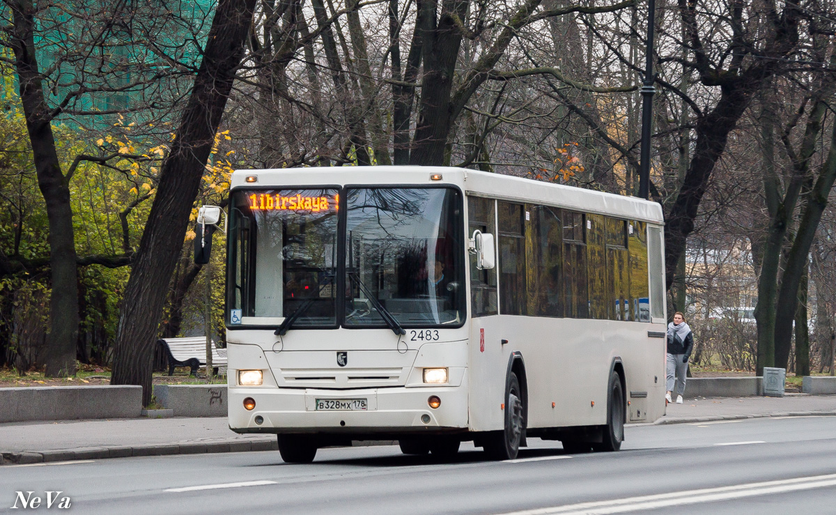 Sankt Petersburg, NefAZ-52994-10 Nr. 2483