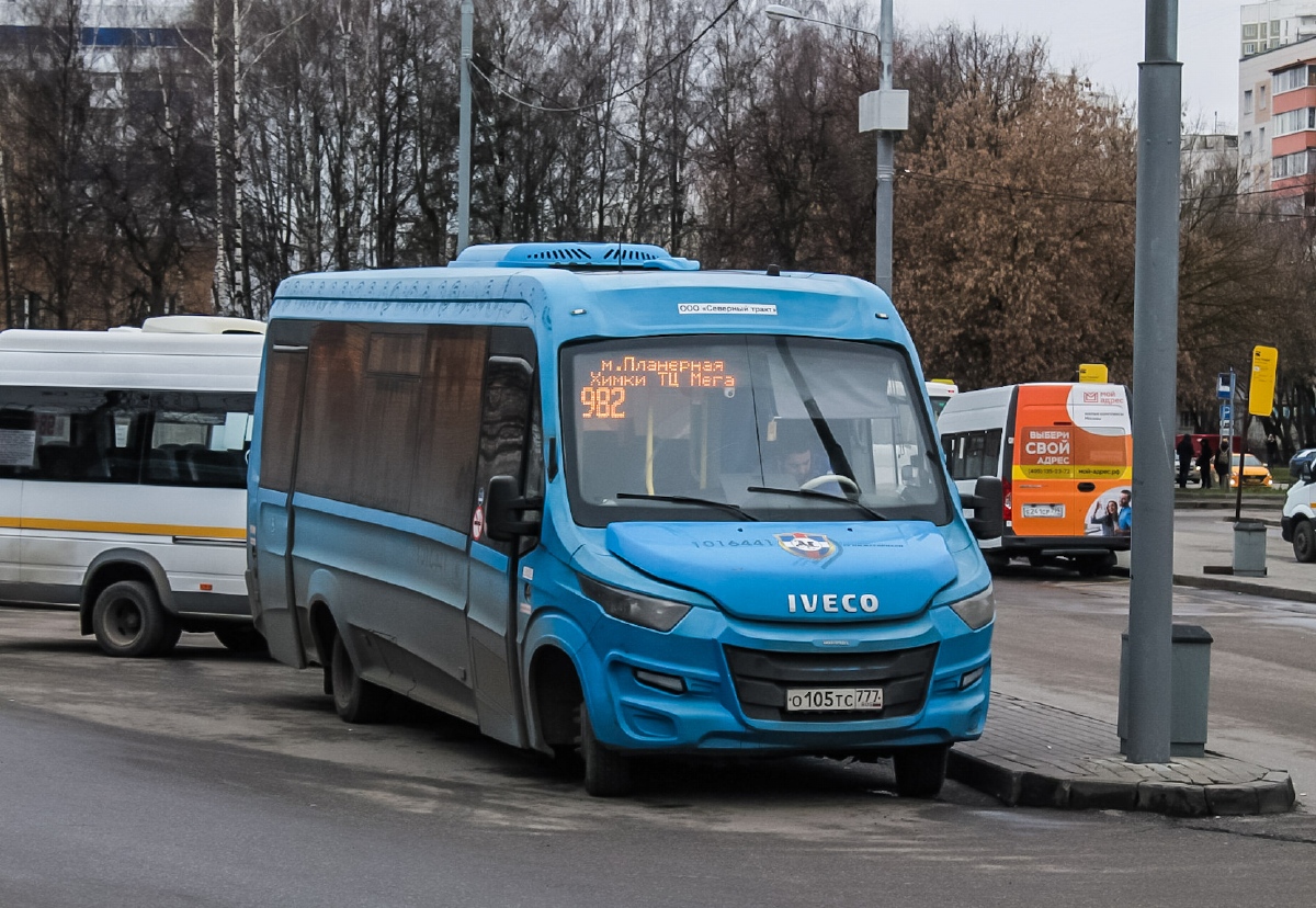 Москва, Нижегородец-VSN700 (IVECO) № О 105 ТС 777