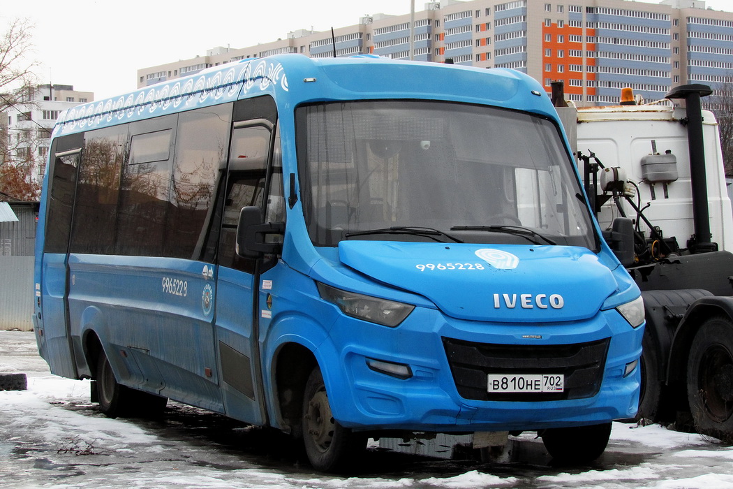 Башкортостан, Нижегородец-VSN700 (IVECO) № В 810 НЕ 702