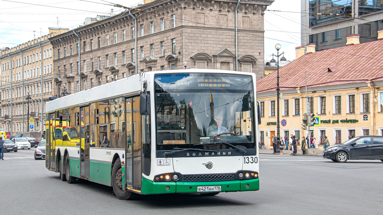 Санкт-Петербург, Волжанин-6270.06 