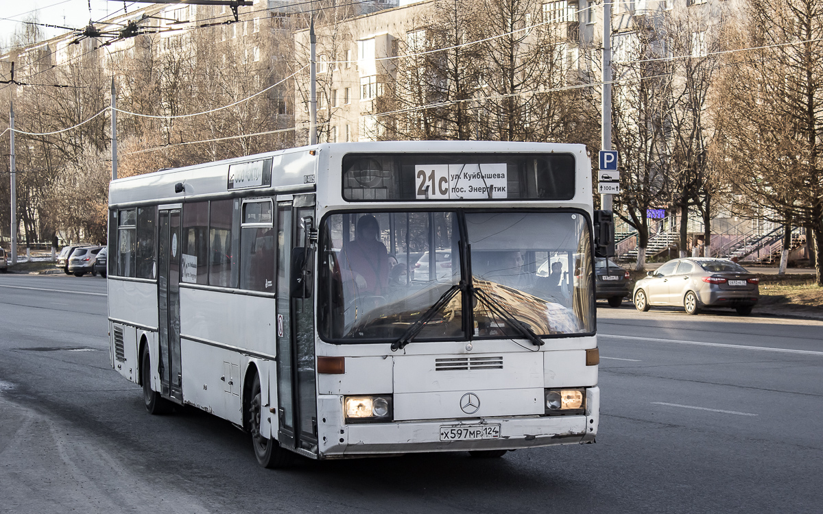 Vladimir region, Mercedes-Benz O405 # Х 597 МР 124