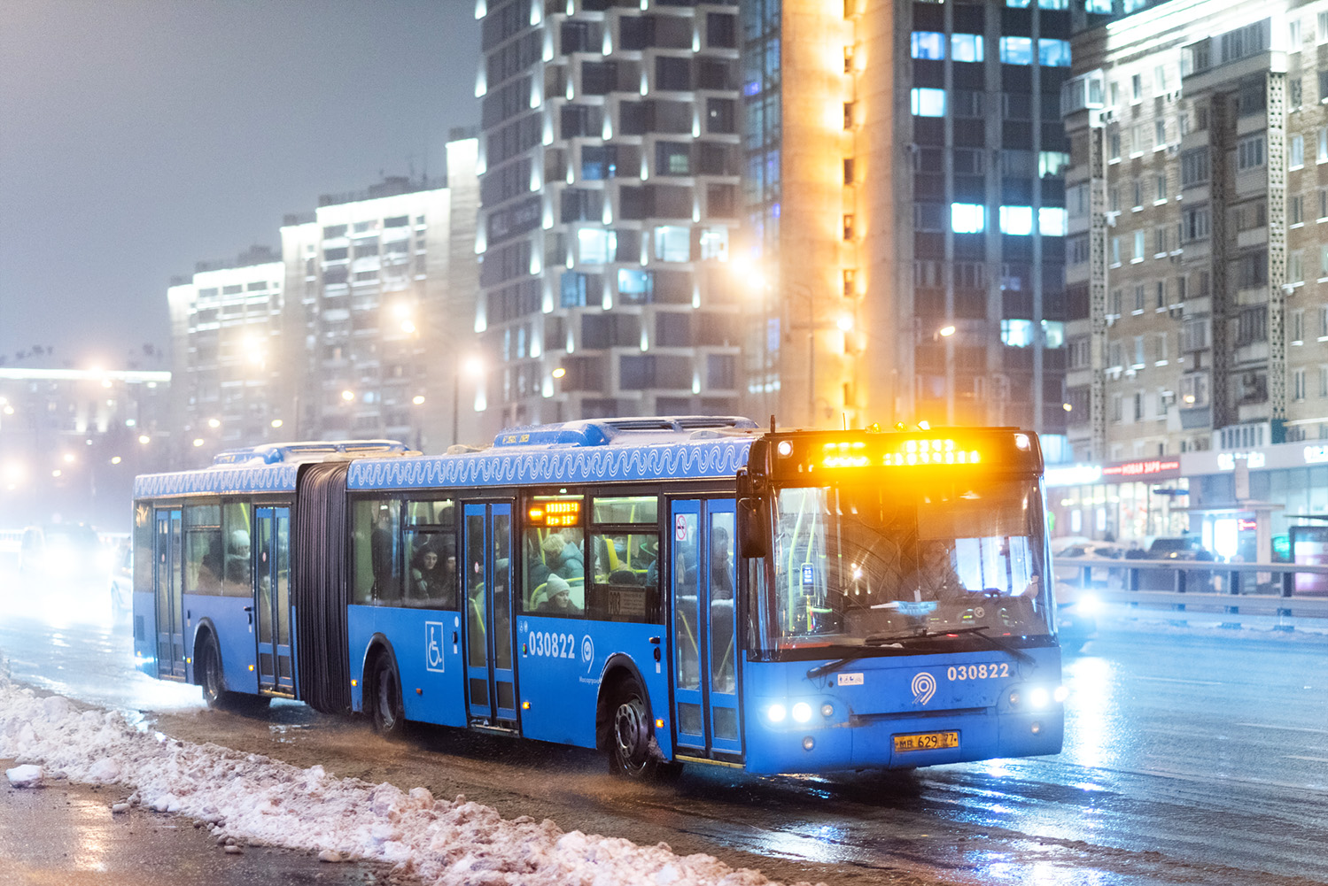 Москва, ЛиАЗ-6213.22 № 030822