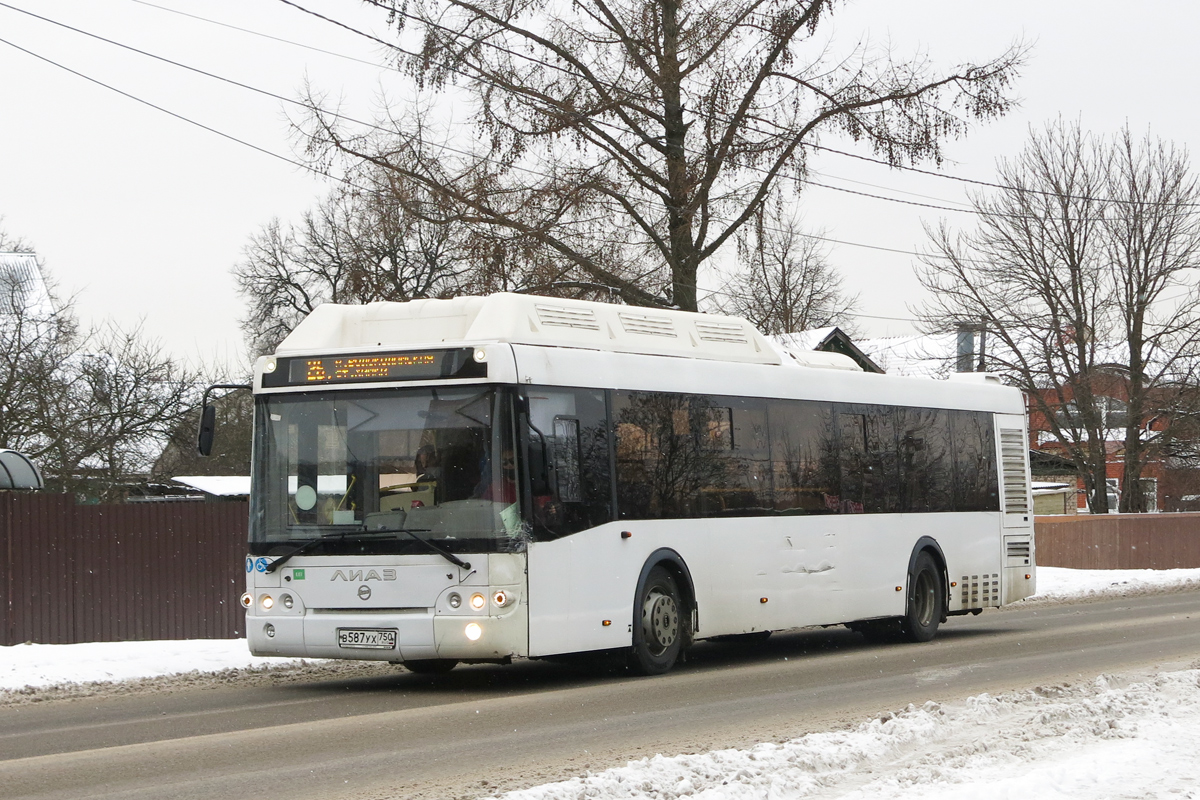 Όμπλαστ της Μόσχας, LiAZ-5292.67 (CNG) # В 587 УХ 750