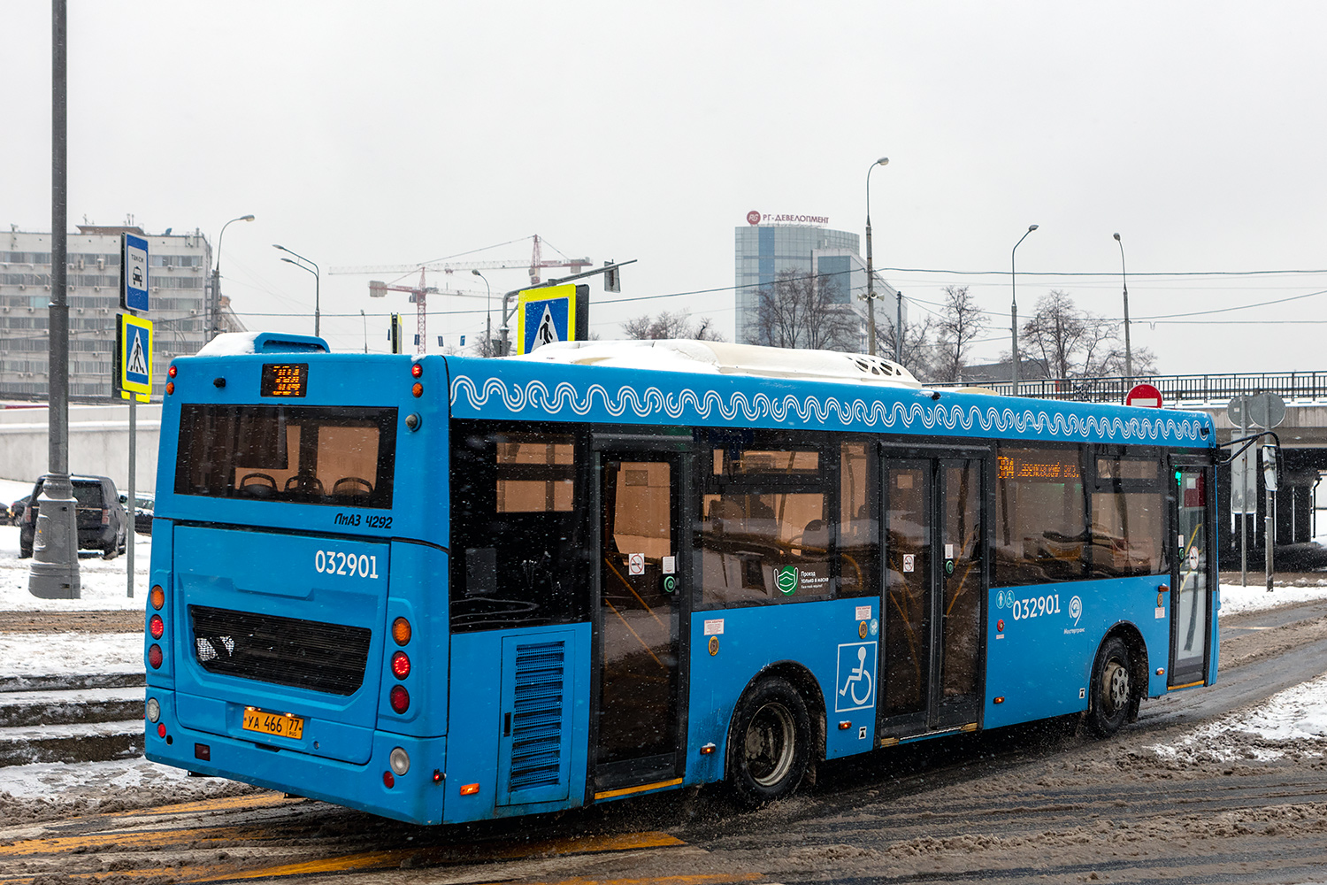 Moscow, LiAZ-4292.60 (1-2-1) # 032901