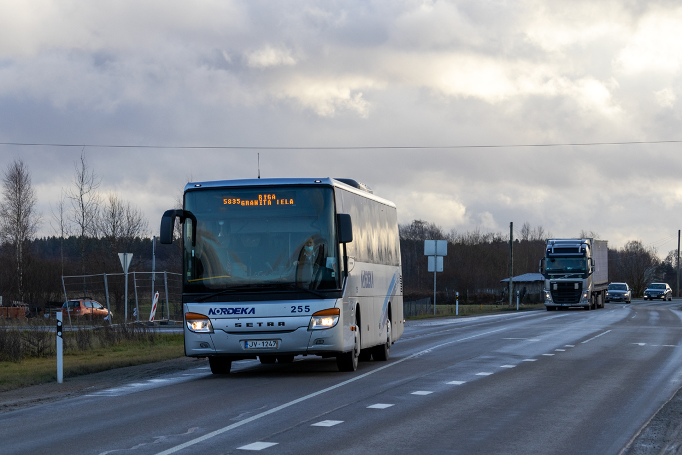 Латвия, Setra S415UL № 255